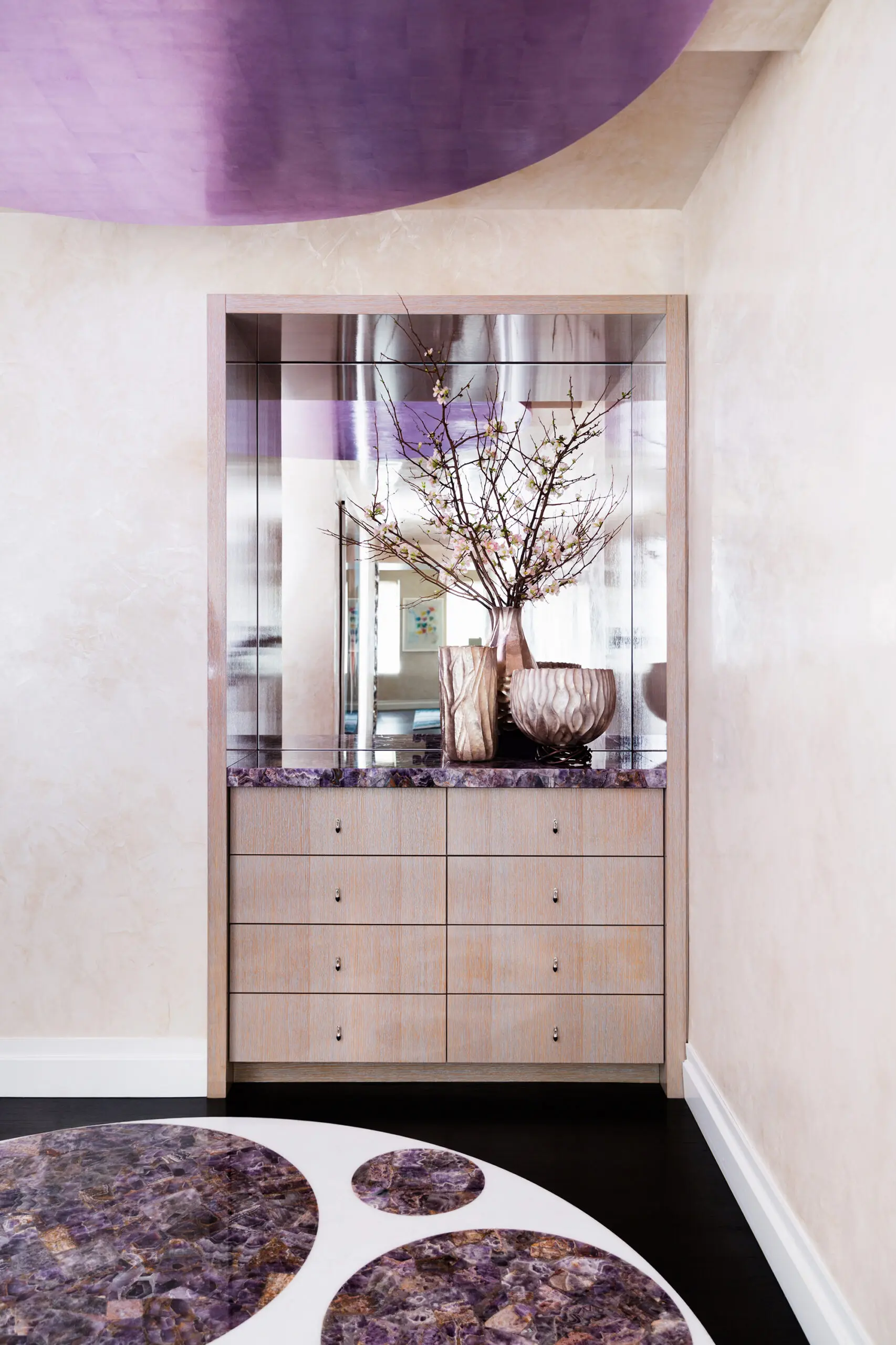 A well feathered empty next designed by Jamie Drake and photographed by Brittany Ambridge