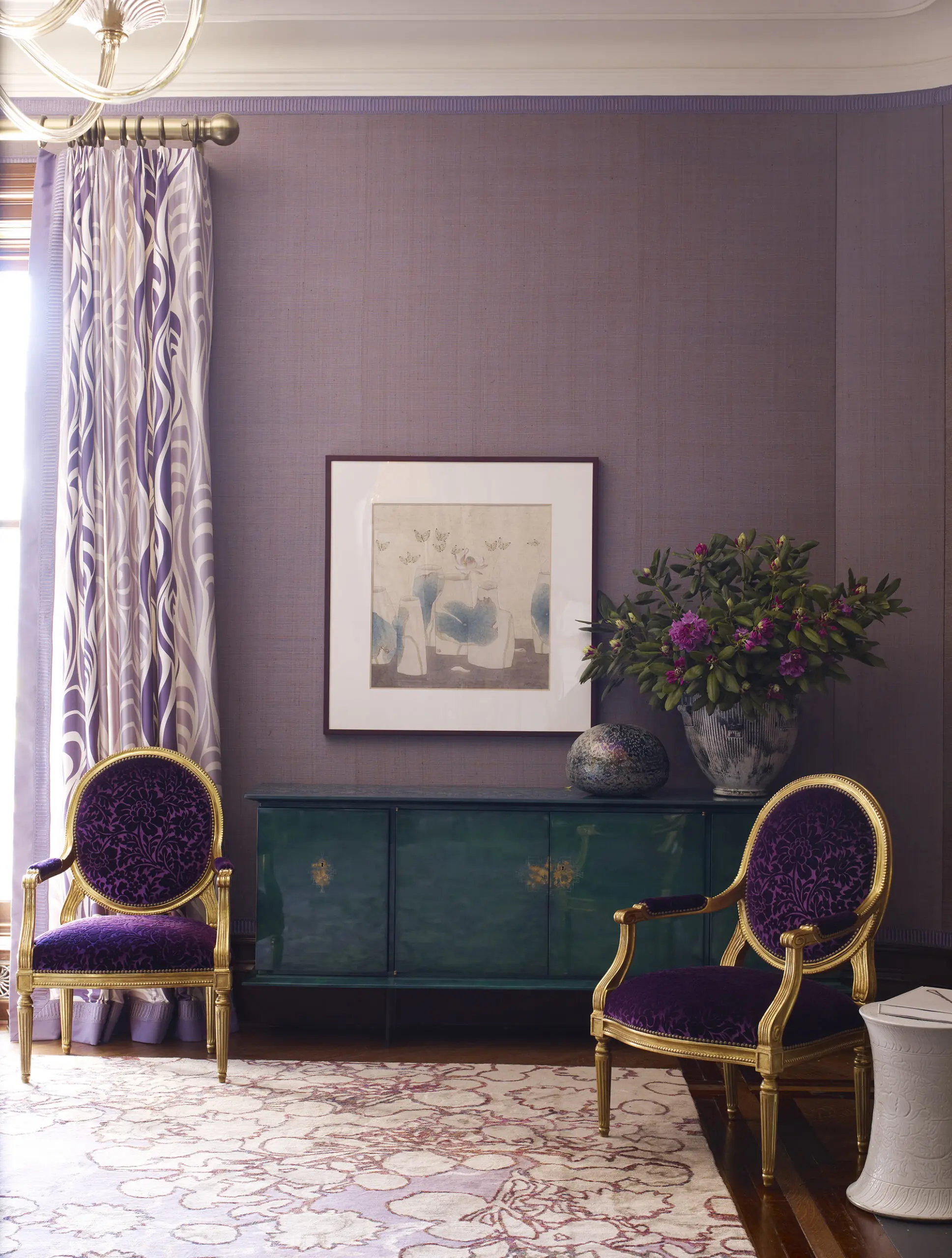 Jamie Drake Design. Landmark Living Photography by William Waldron.