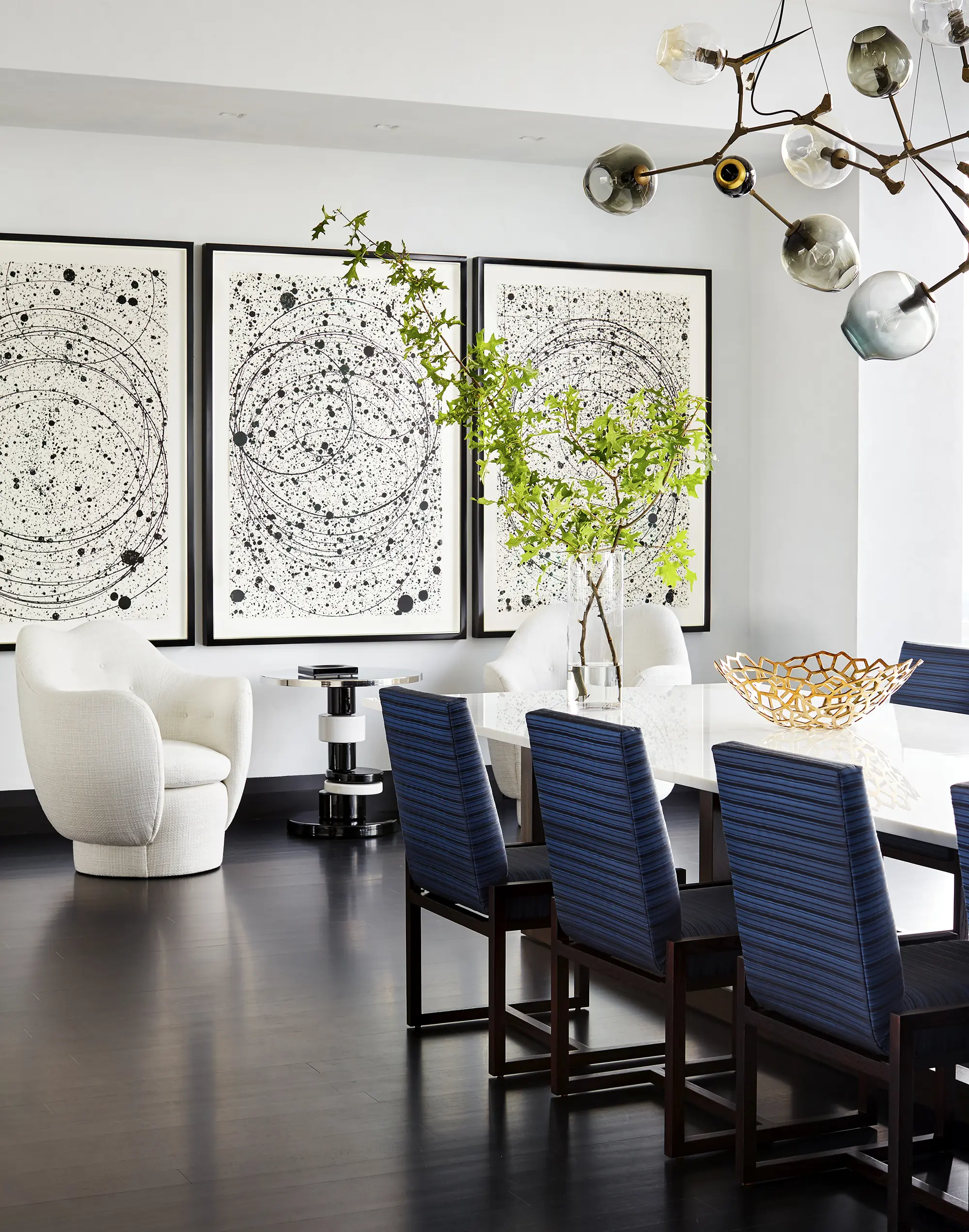 Jamie Drake Design. Dream Row Apartment II Photography by Trevor Tondro