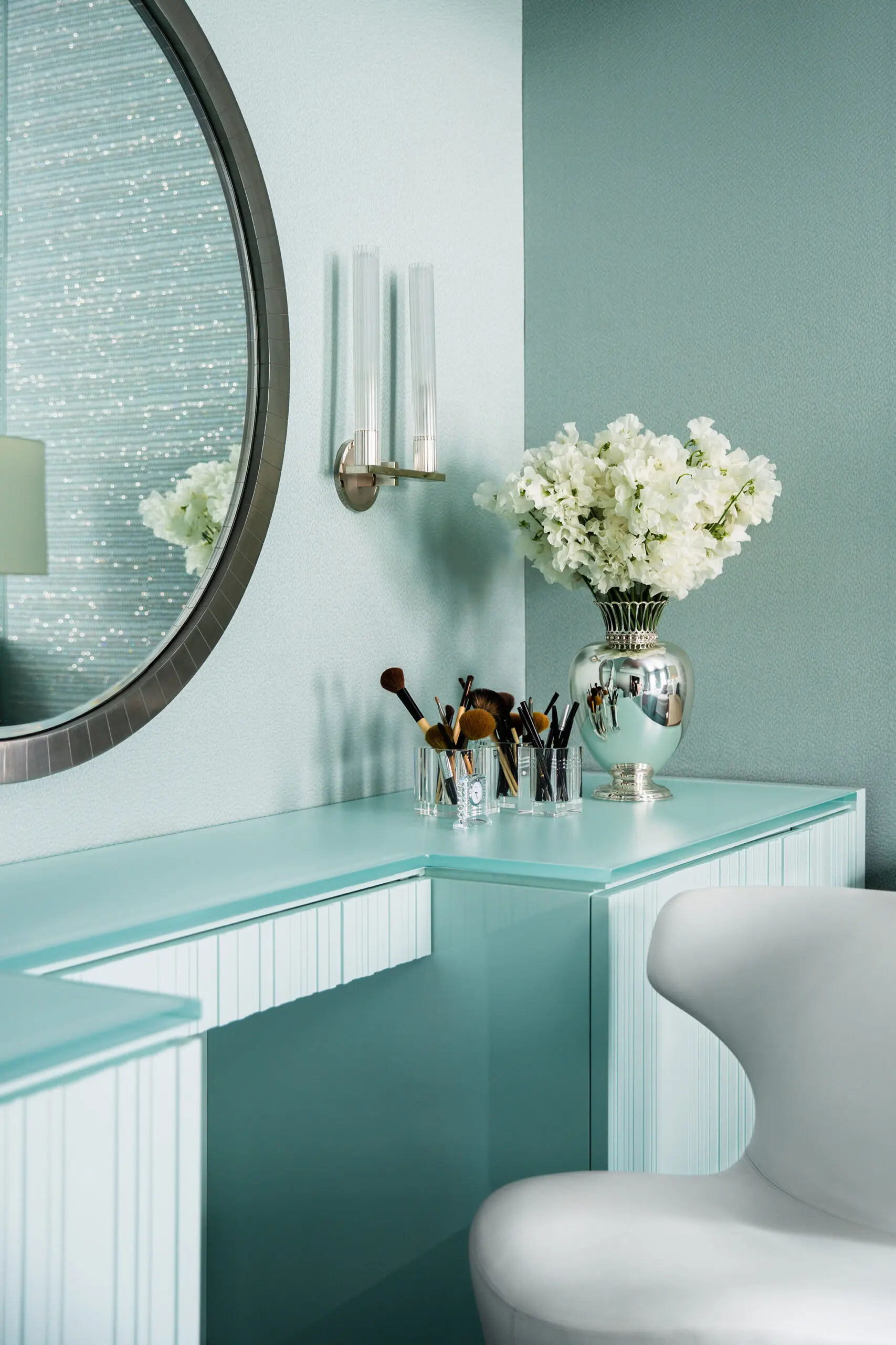 A well feathered empty next designed by Jamie Drake and photographed by Brittany Ambridge