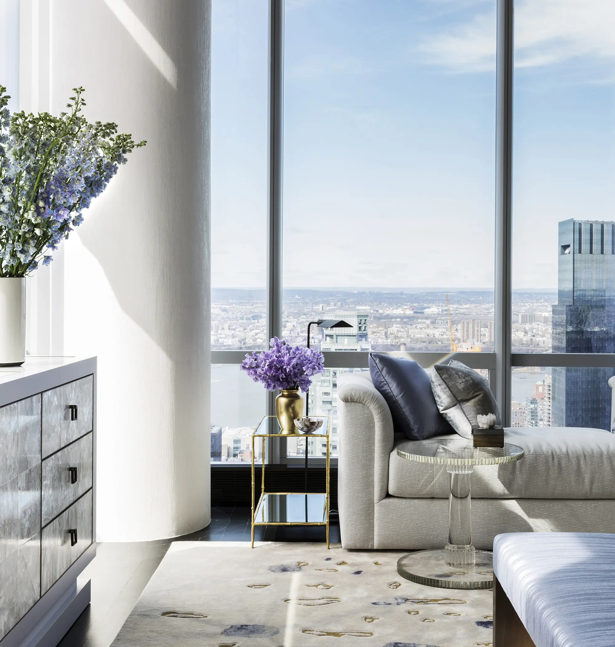 Jamie Drake. Dream Row Apartment I Photography by Marco Ricca